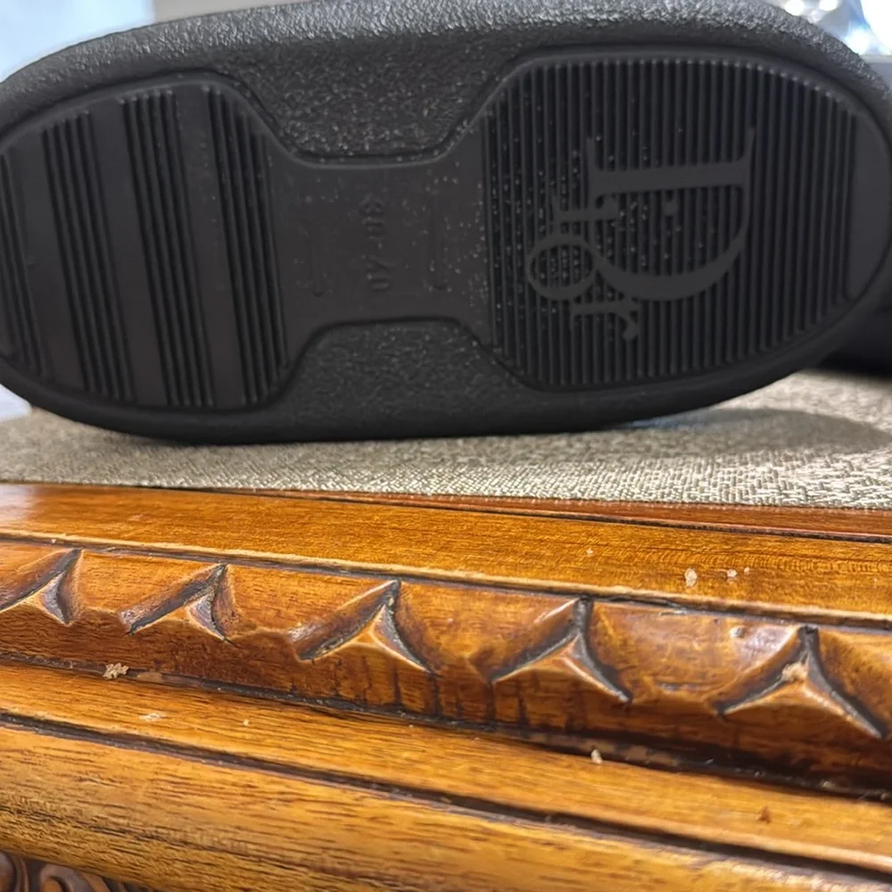 New Dior Snow boots. - Picture 5 of 8